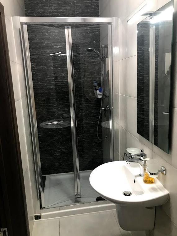 Luqa Apartment - 5 Mins From Airport מראה חיצוני תמונה