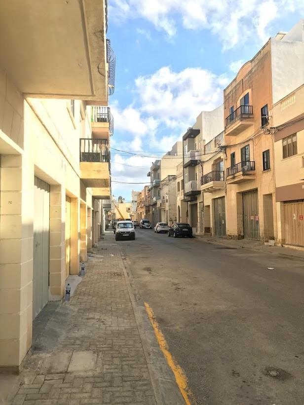 Luqa Apartment - 5 Mins From Airport מראה חיצוני תמונה