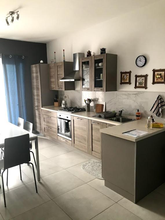 Luqa Apartment - 5 Mins From Airport מראה חיצוני תמונה